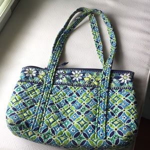 - Vera Bradley small tote 🌸🌼 Daisy Daisy print